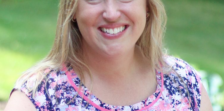 Headshot of Laura Polvinen.